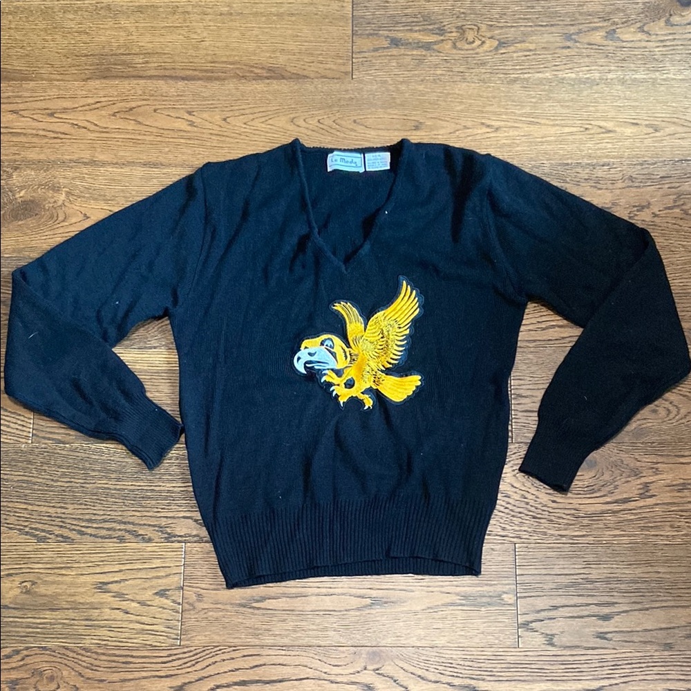 Le Moda vintage black Hawkeye V-Neck Sweater